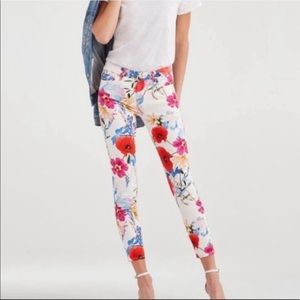 7 for all mankind Floral Poppy Jean Size 29 worn once